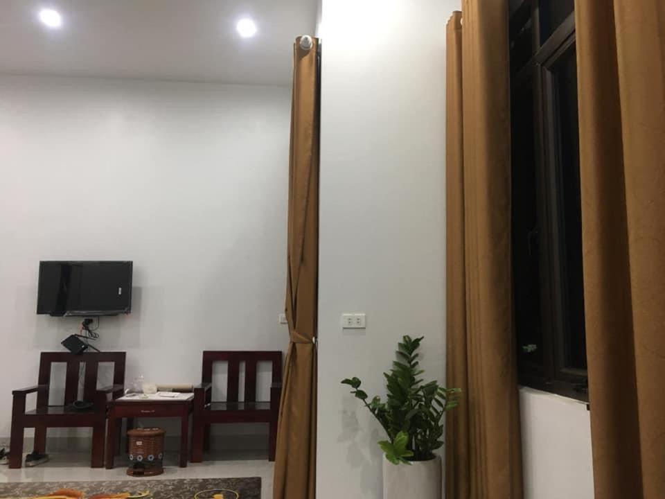 Bed and Breakfast Nha Nghi Cu Ti Ban Cong Na Zewnętrze zdjęcie