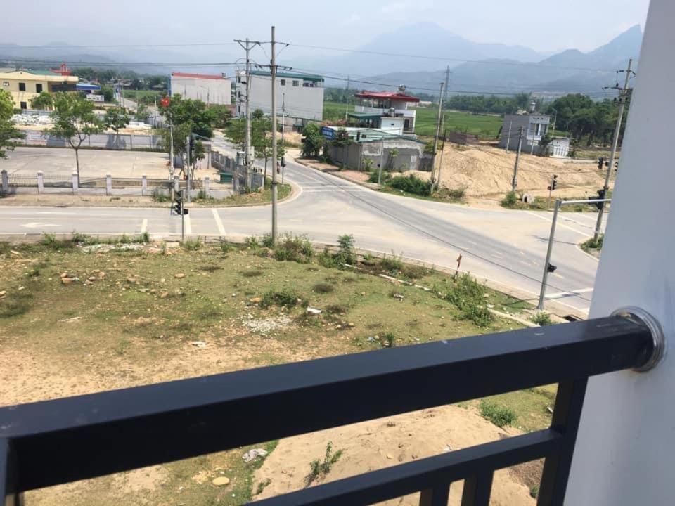 Bed and Breakfast Nha Nghi Cu Ti Ban Cong Na Zewnętrze zdjęcie