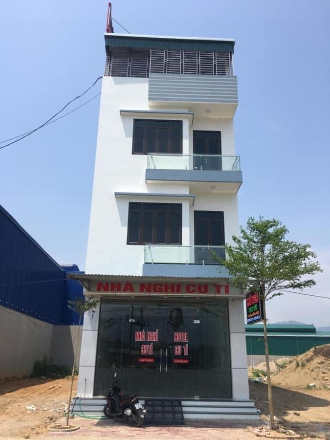 Bed and Breakfast Nha Nghi Cu Ti Ban Cong Na Zewnętrze zdjęcie